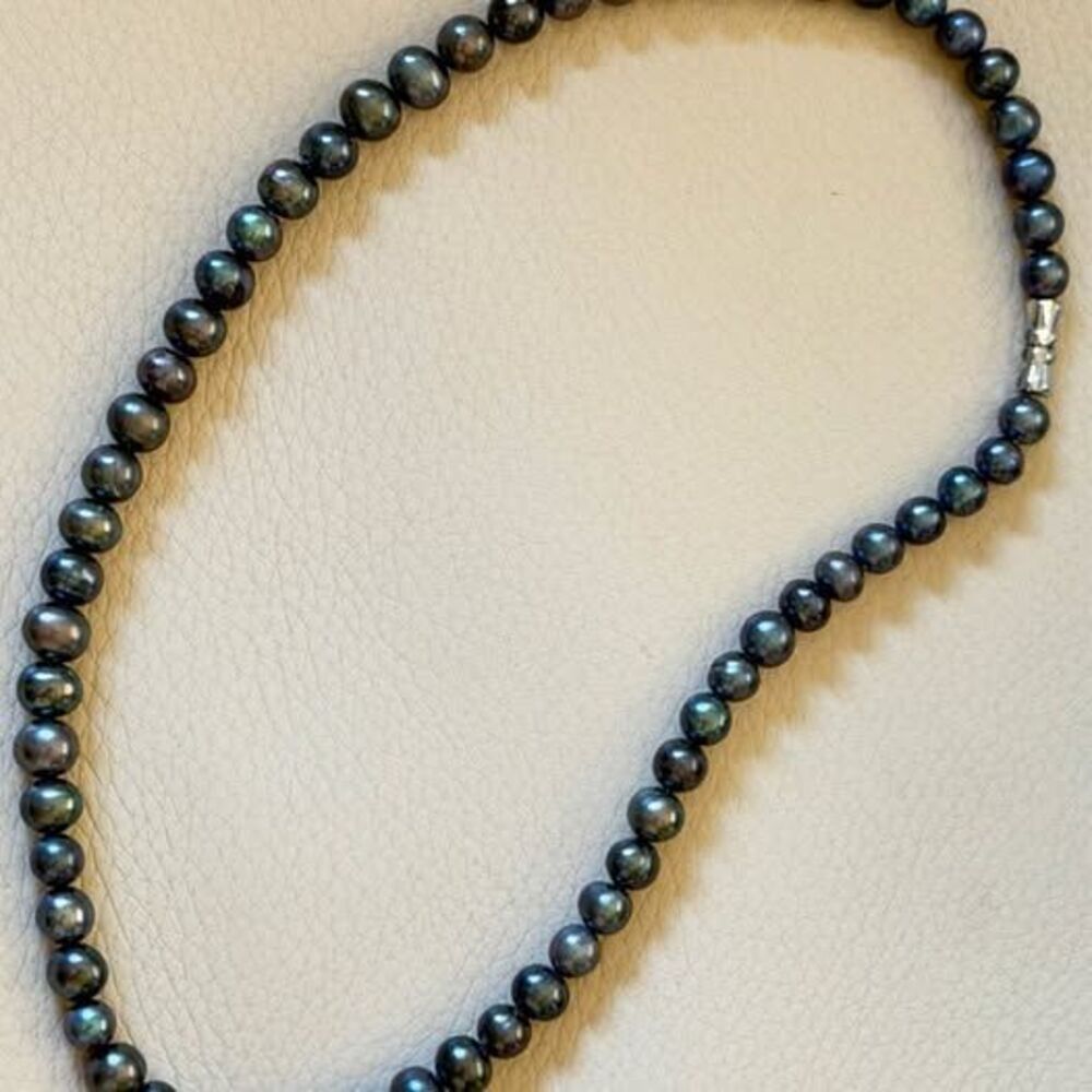 Genuine Pearl Necklace 17” – Tahitian Style Iridescent Pearls